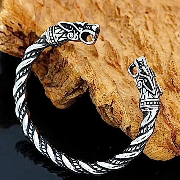 STAINLESS STEEL VIKING WOLF BRACELET SILVER ARM BAND CUFF BANGLE - Picture 3 of 9